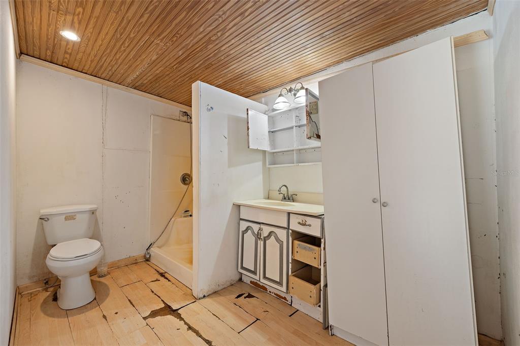 2802 Wilson Circle Lutz, FL 33548 - Photo 25 of 54