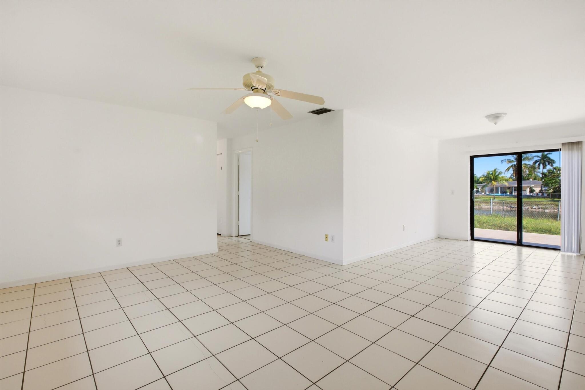 10894 Granite Street Boca Raton, FL 33428 - Photo 7 of 27 7