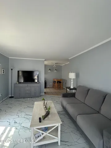 $1,975 | 1492 Ocean Avenue, Unit C6, Sea Bright, NJ 07760