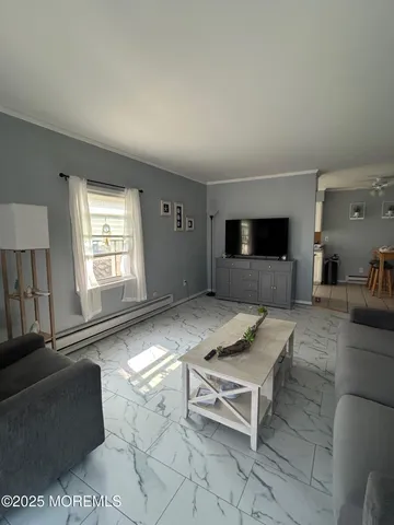 $1,975 | 1492 Ocean Avenue, Unit C6, Sea Bright, NJ 07760