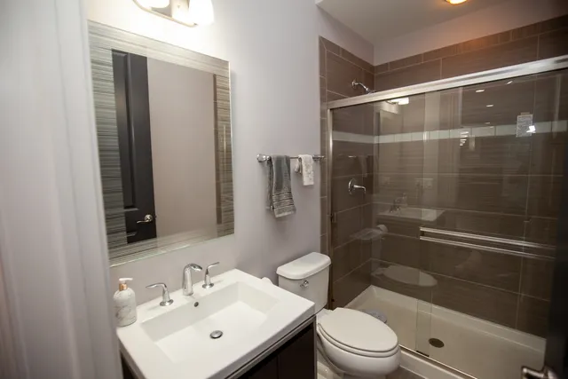 $899,000 | 1120 Ashley Lane, Inverness, IL 60010