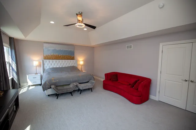 $899,000 | 1120 Ashley Lane, Inverness, IL 60010