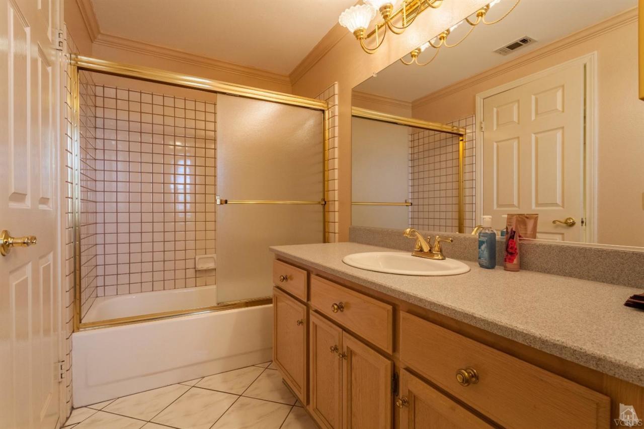 13217 Peach Hill Road Moorpark, CA 93021 - Photo 13 of 32 Additional Photo