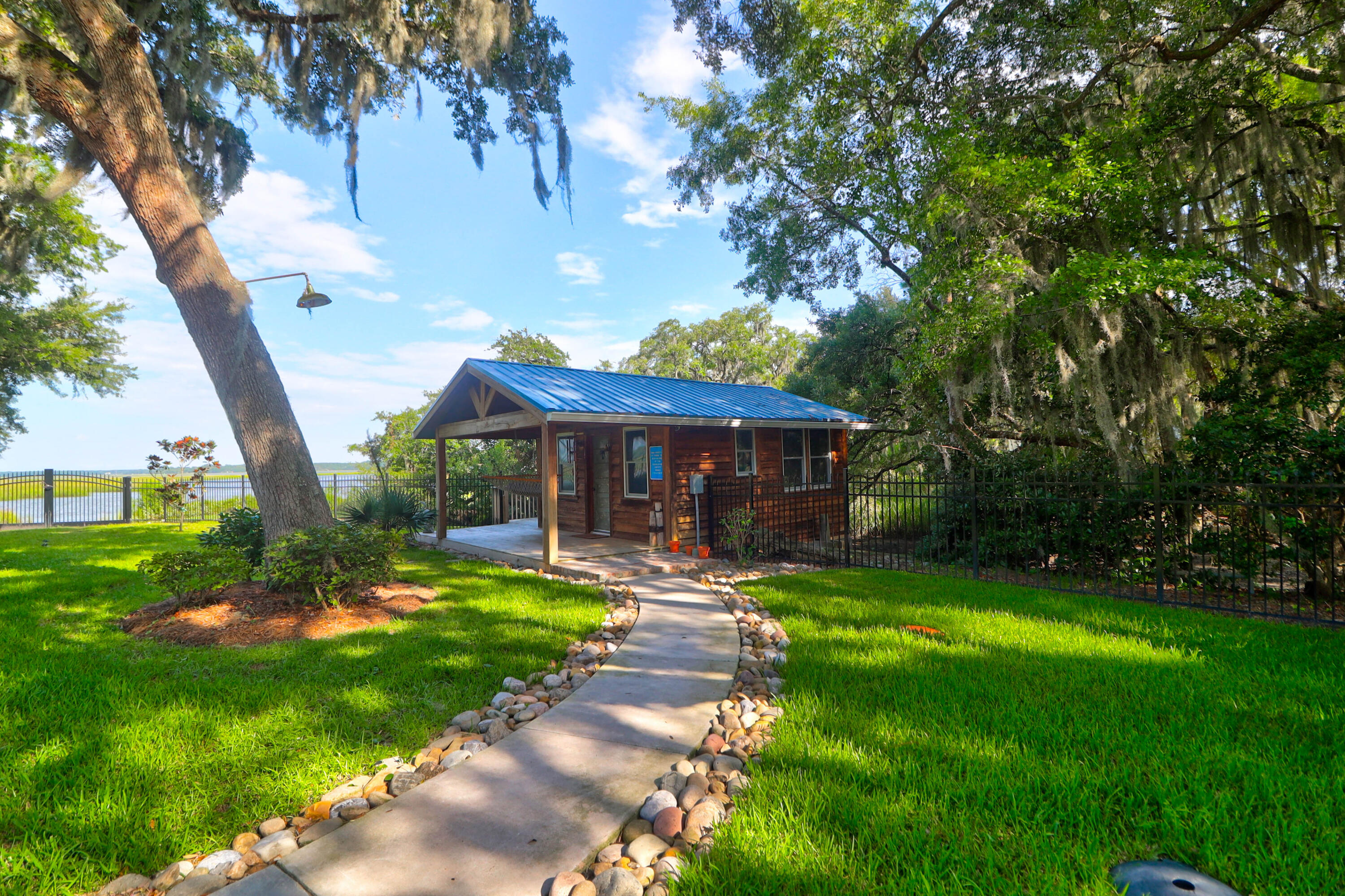 4627 Shark Hole Road Meggett, SC 29449 - Photo 10 of 153 4627 Shark Hole -Tidalcreekphoto- (11)
