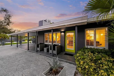 $1,445,000 | 1780 Spring Creek Drive, Sarasota, FL 34239