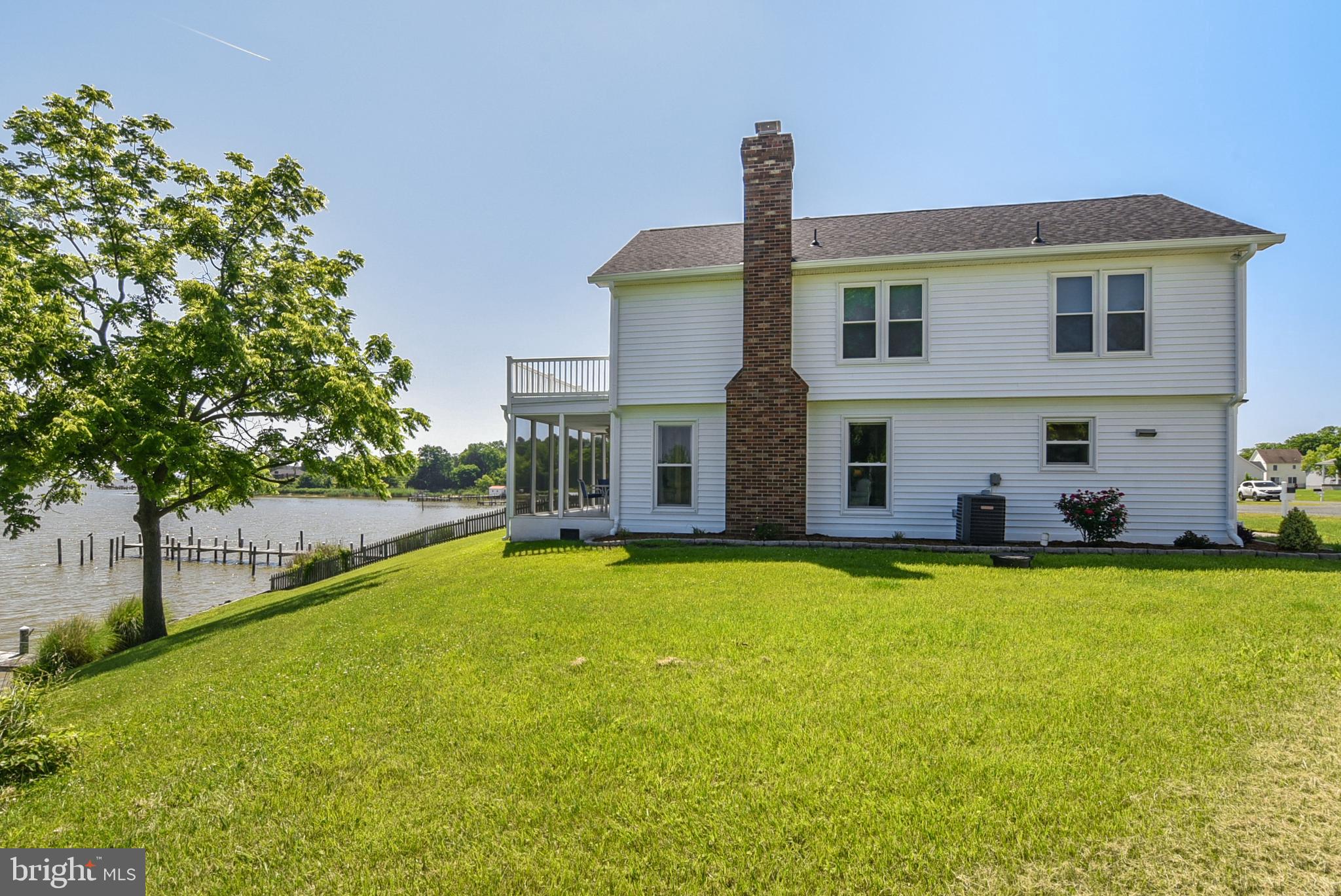 182 Shellfield Lane Colonial Beach, VA 22443 - Photo 45 of 48 Side View