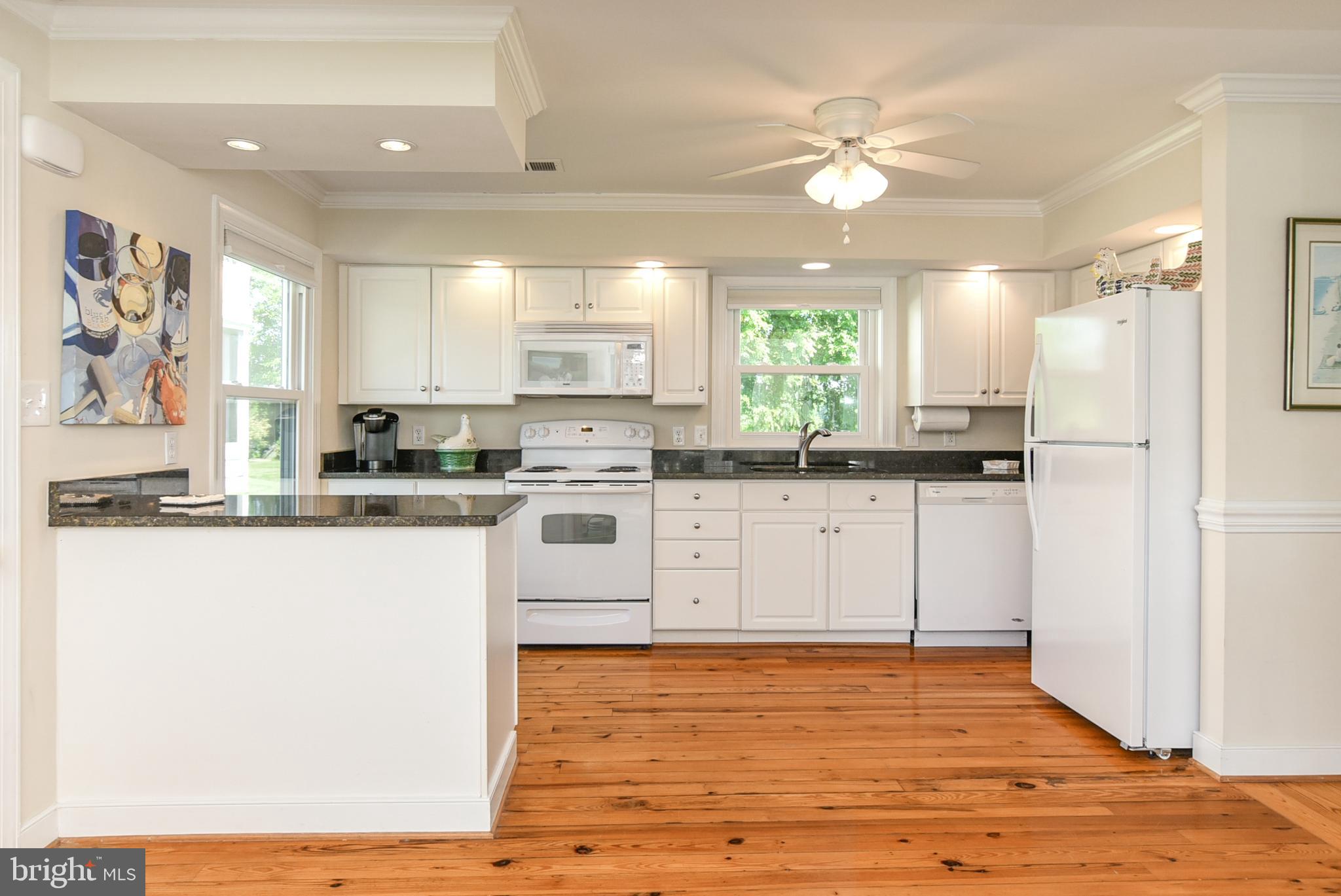 182 Shellfield Lane Colonial Beach, VA 22443 - Photo 5 of 48 Kitchen