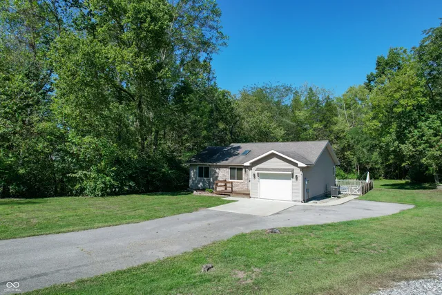 $225,000 | 1980 East County Road 100 South, North Vernon, IN 47265