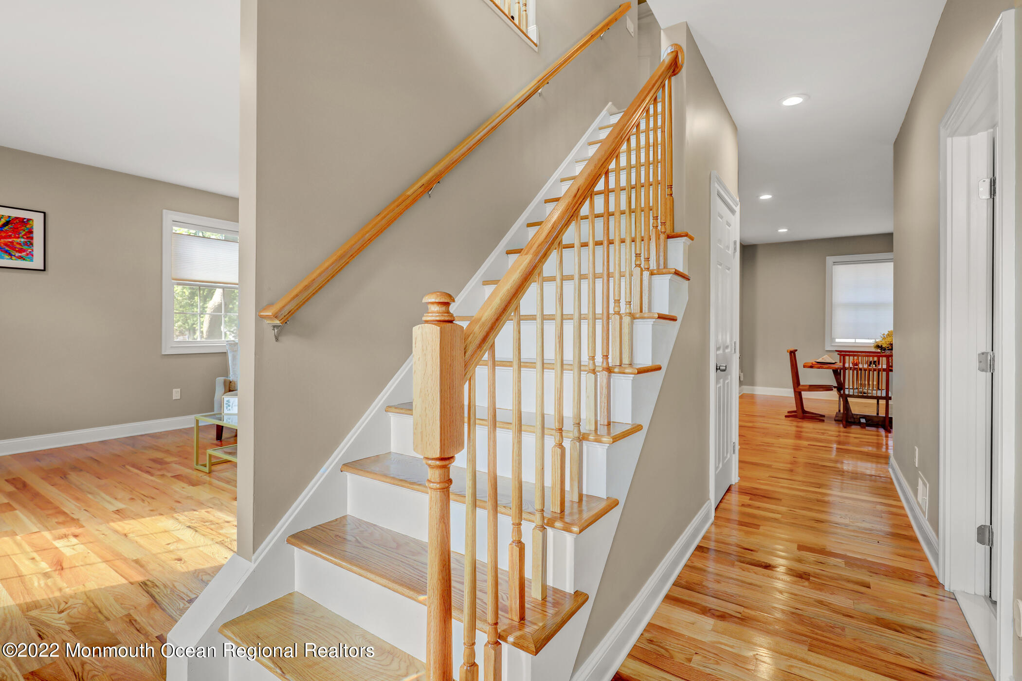 599 Line Road Aberdeen, NJ 07747 - Photo 16 of 40 4 - Foyer