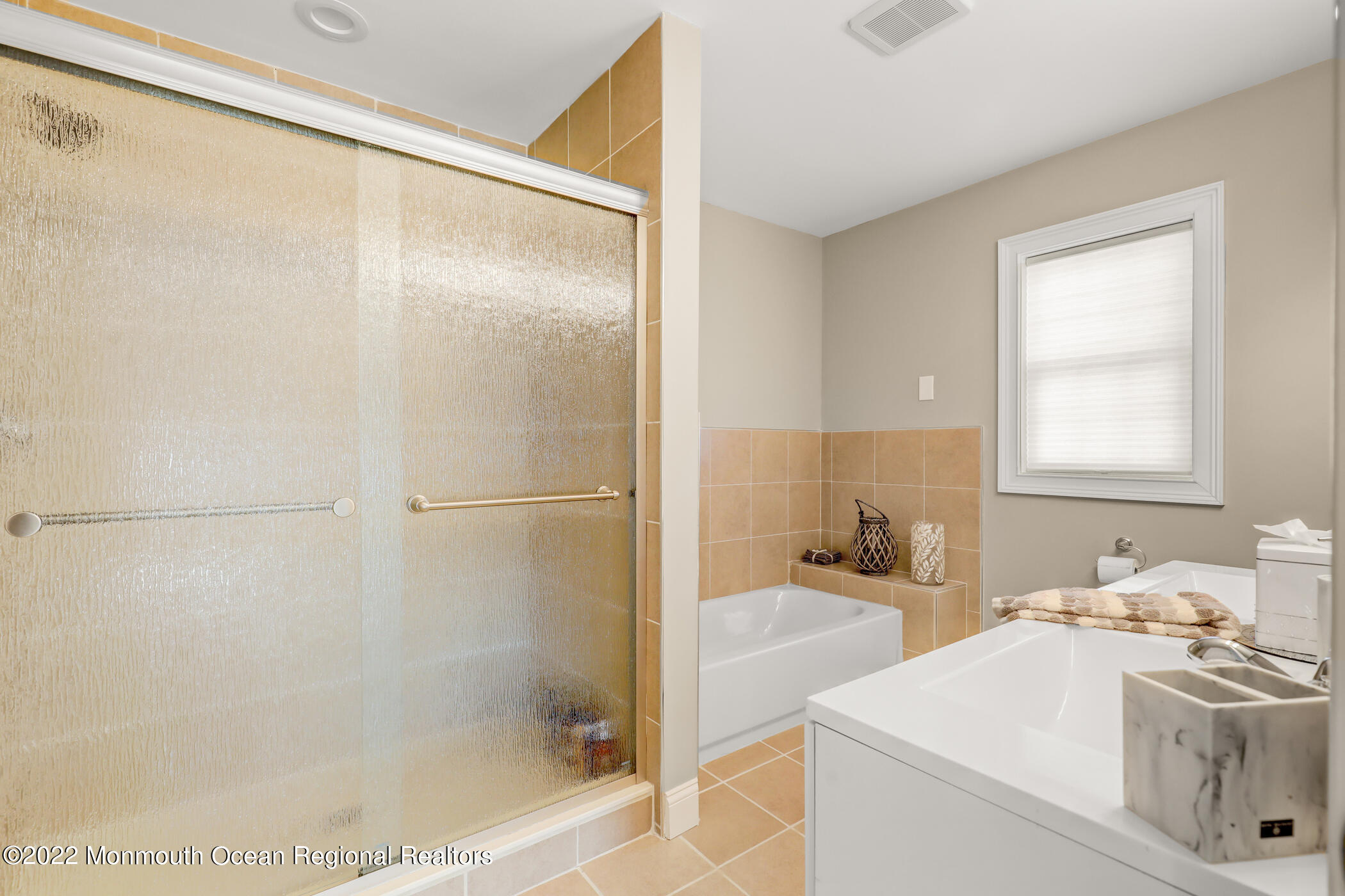 599 Line Road Aberdeen, NJ 07747 - Photo 24 of 40 master