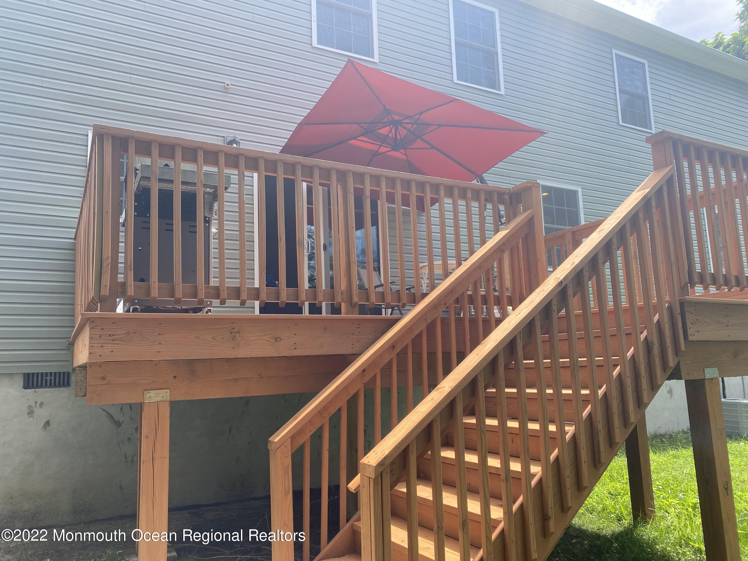 599 Line Road Aberdeen, NJ 07747 - Photo 33 of 40 IMG_3385