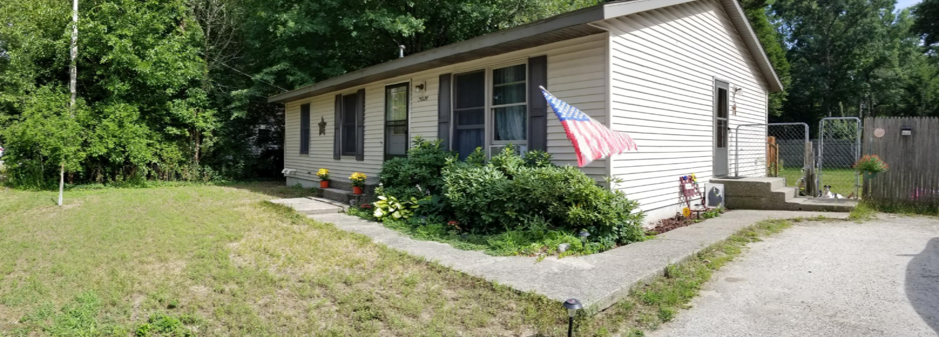 15228 3rd Street Spring Lake, MI 49456 - Photo 1 of 18 15228 3rd exterior front and side