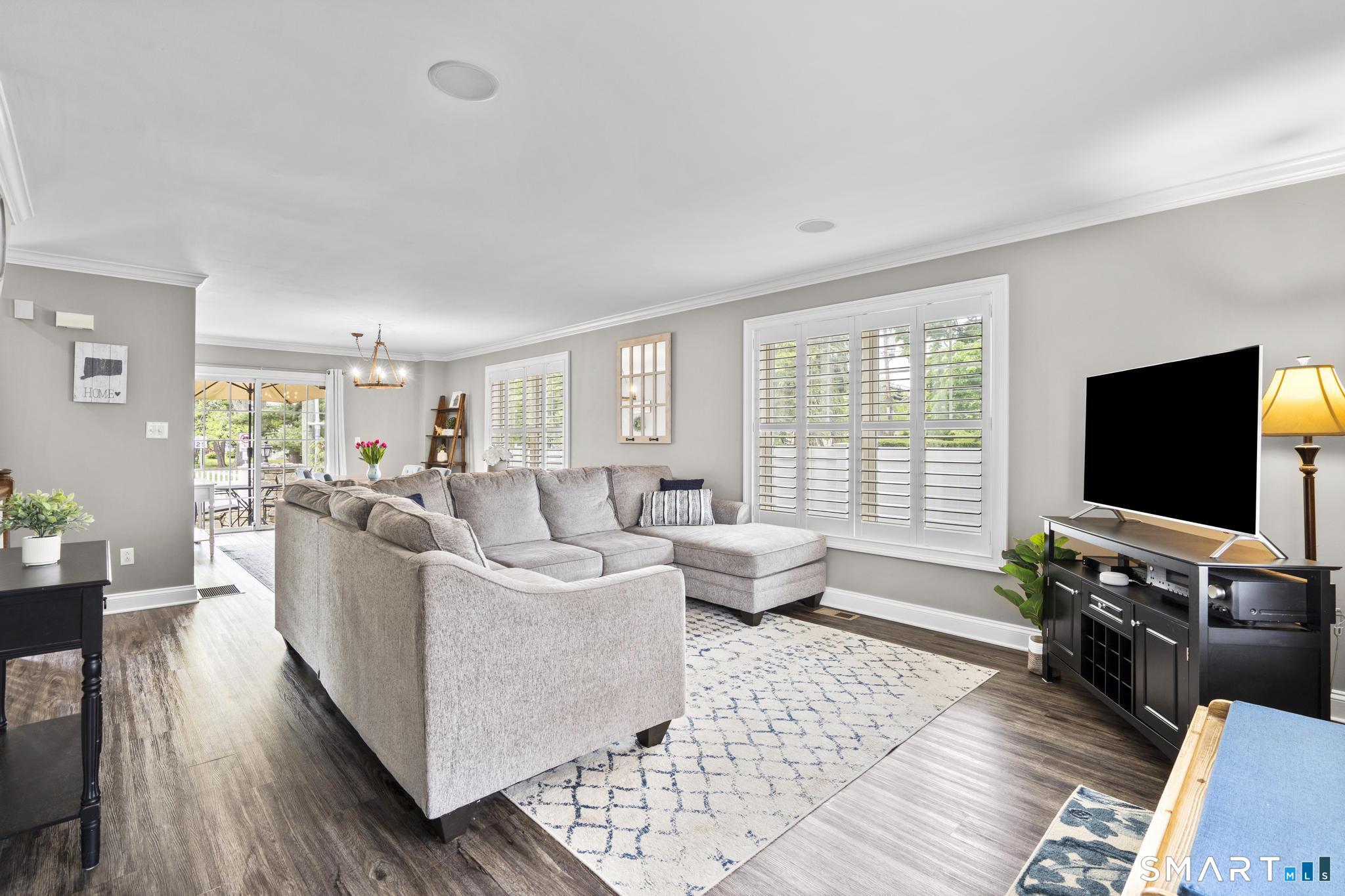 39 Maple Tree Avenue, Unit 1 Stamford, CT 06906 - Photo 2 of 40