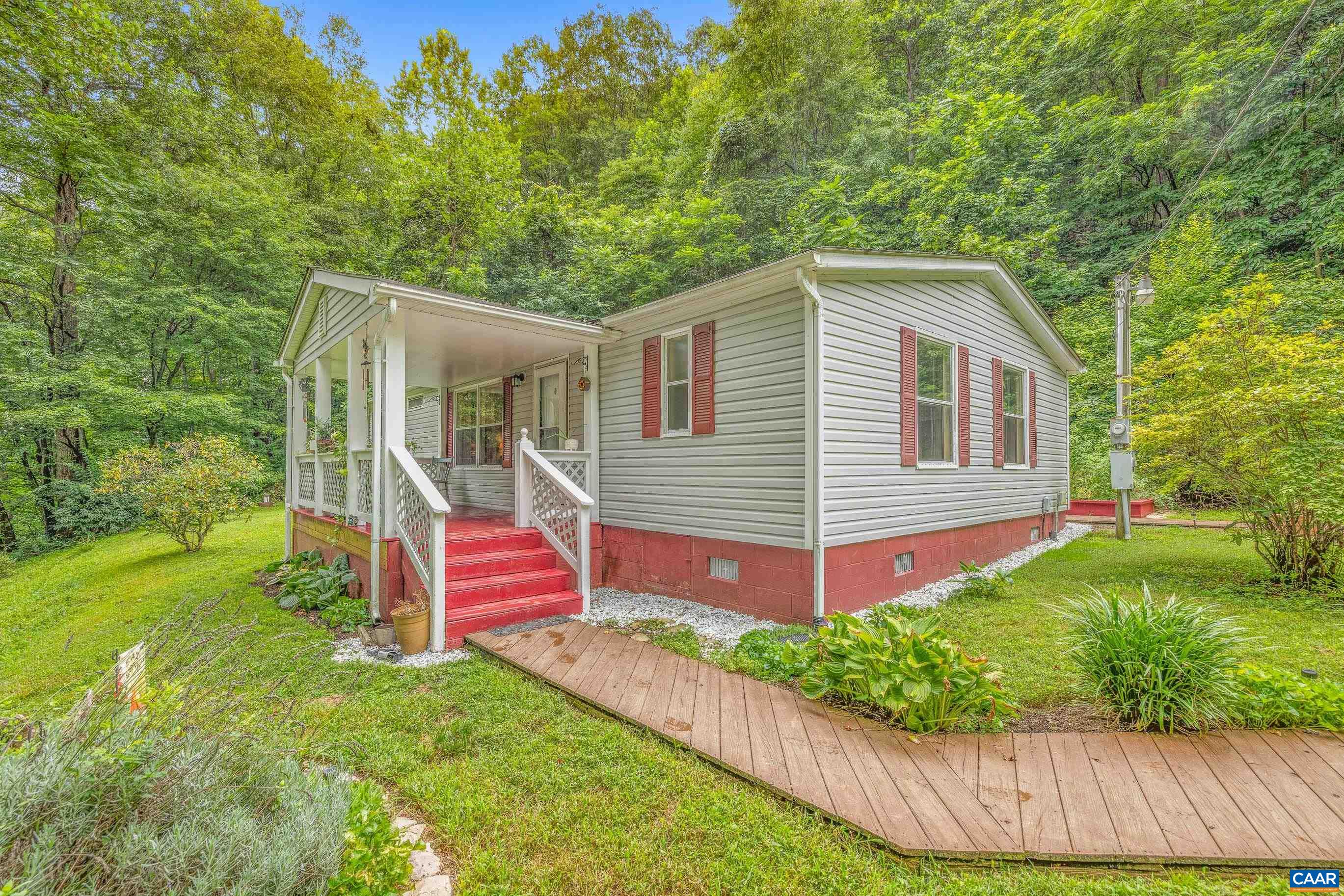 3141 Beech Grove Road Roseland, VA 22967 - Photo 1 of 35 Gallery Image 1