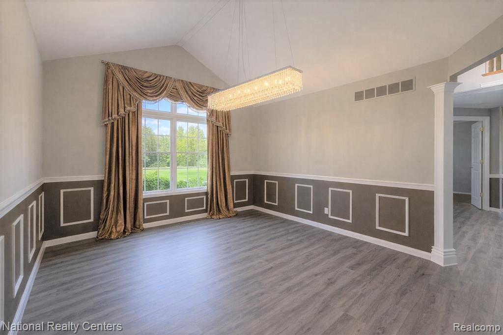2056 Somerville Road Rochester Hills, MI 48307 - Photo 7 of 84
