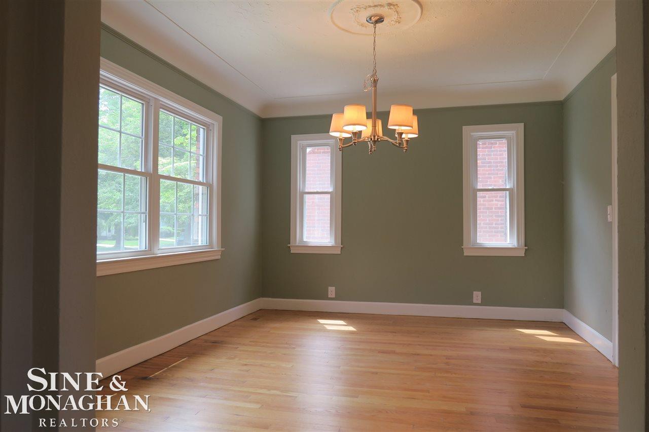 867 Fisher Road Grosse Pointe, MI 48230 - Photo 8 of 41