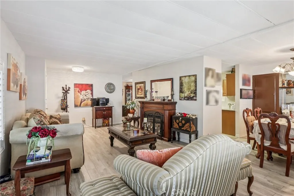 3700 Buchanan Street, Unit 28 Riverside, CA 92503 - Photo 6 of 35