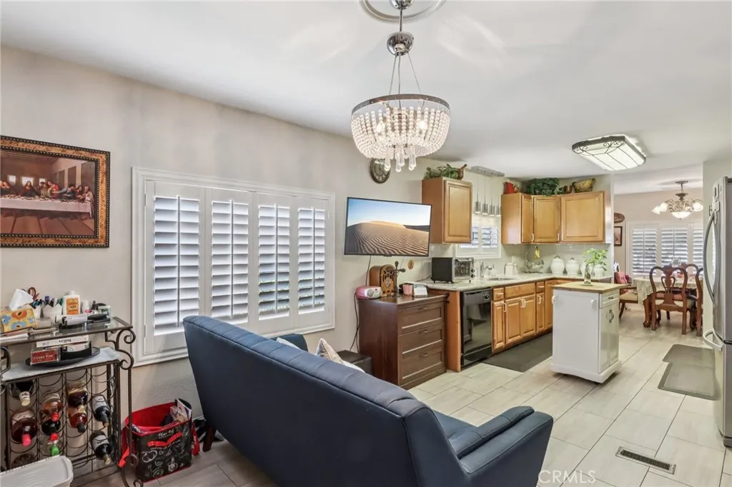 3700 Buchanan Street, Unit 28 Riverside, CA 92503 - Photo 8 of 35 a very nice looking room with many windows