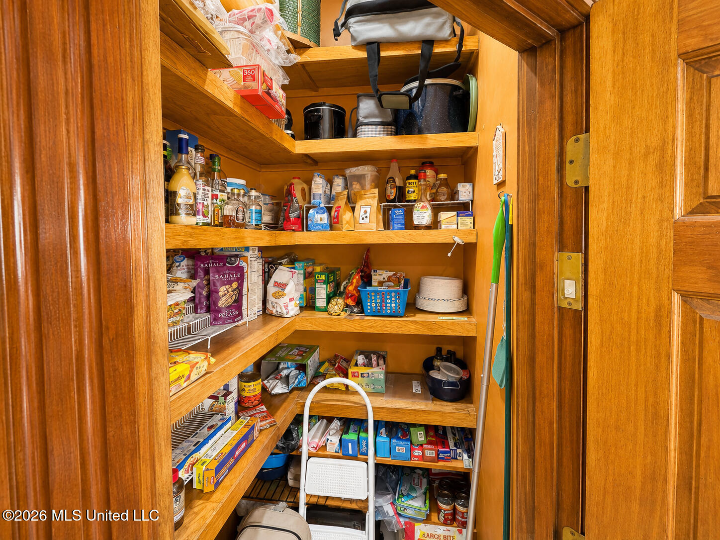 1457 State Rte 568 Ferriday, LA 71334 - Photo 14 of 62 1457 hey 568 pantry