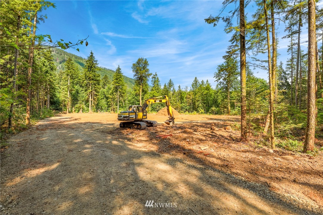 7885 Kendall Road Maple Falls, WA 98266 - Photo 25 of 39 Gallery Image 25