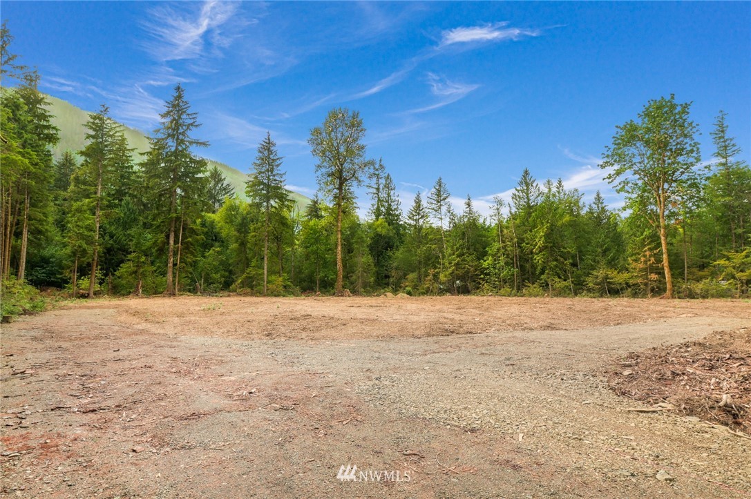 7885 Kendall Road Maple Falls, WA 98266 - Photo 27 of 39 Gallery Image 27