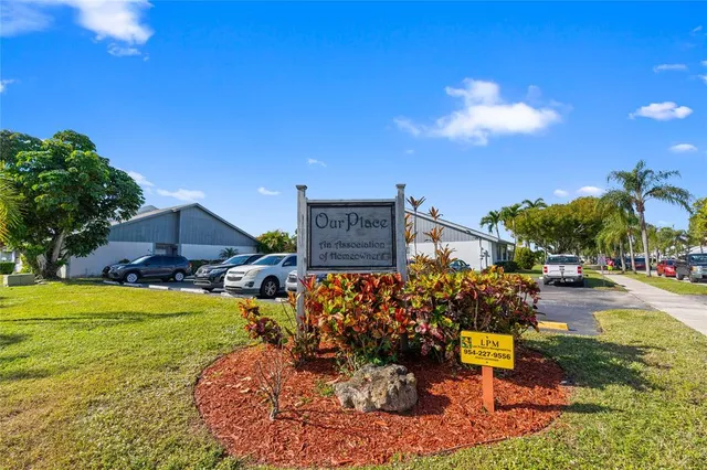 a view of a outdoor space