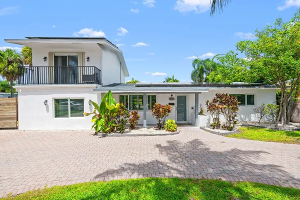 $7,900 | 865 Northeast 23rd Terrace, Pompano Beach, FL 33062