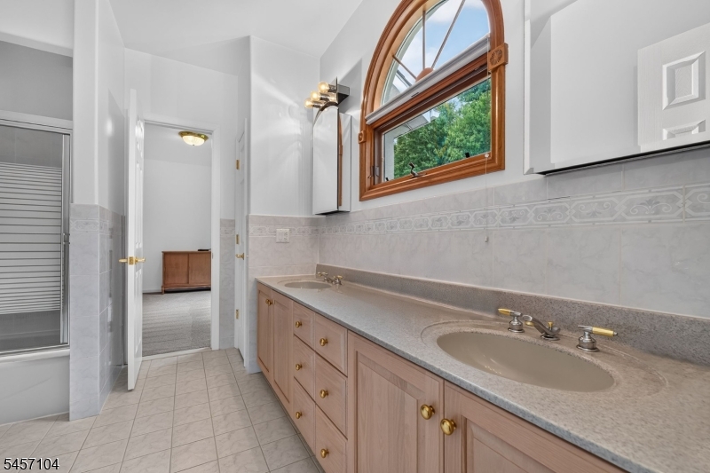 91 Frog Hollow Road Califon, NJ 07830 - Photo 29 of 48 Gallery Image 29