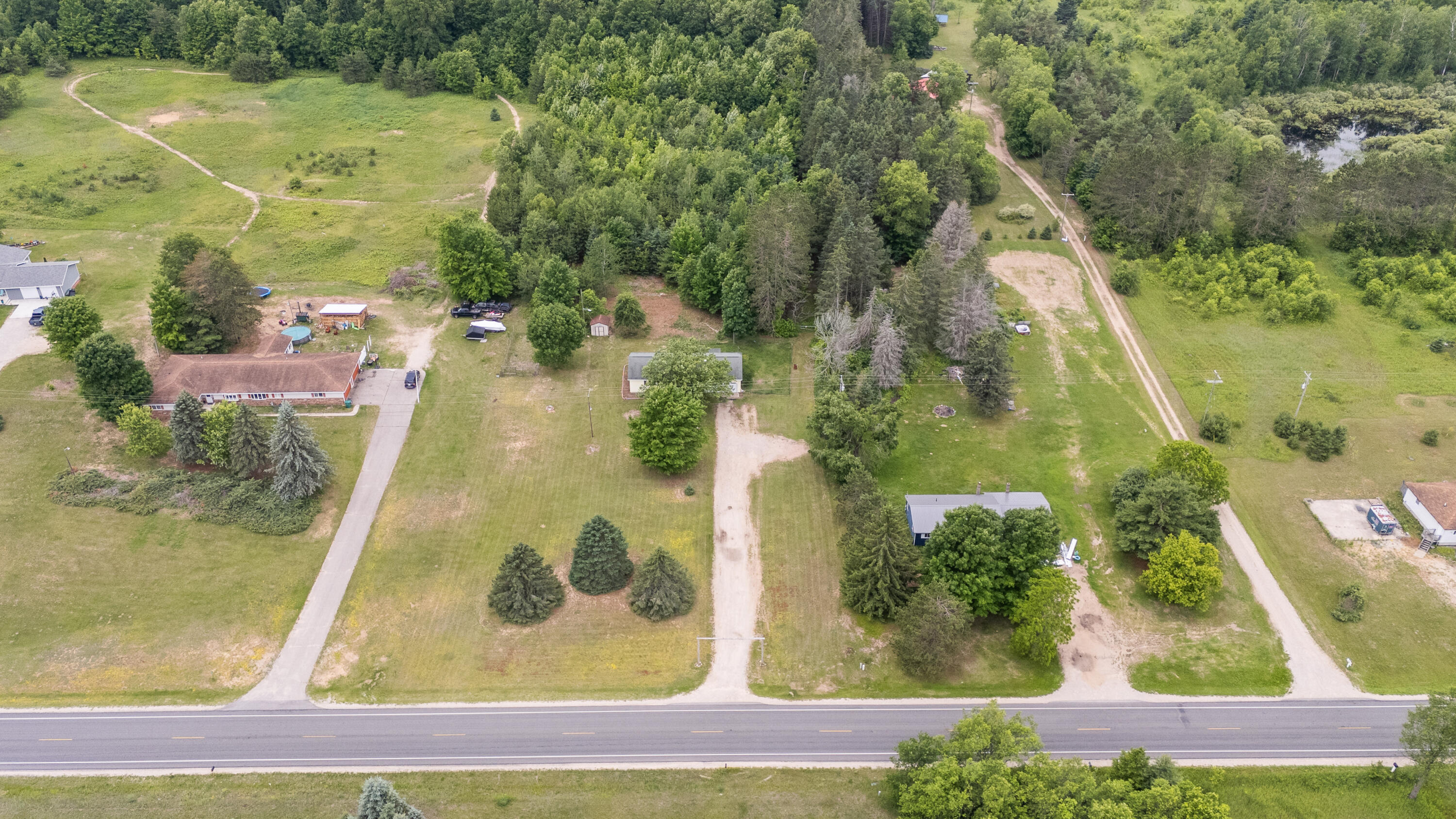 3522 South 37 Road Cadillac, MI 49601 - Photo 38 of 45 3522-S37Rd-Cadillac-38