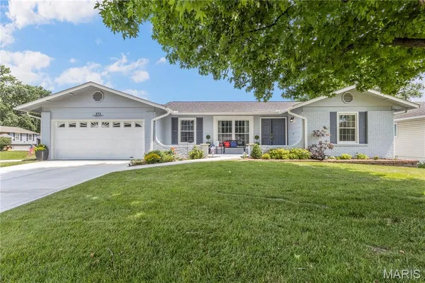 $375,000 | 373 Sorrento Drive, Ballwin, MO 63021