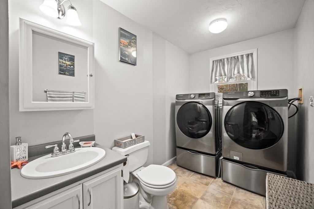 73 Elyse Road Mansfield, MA 02048 - Photo 17 of 42