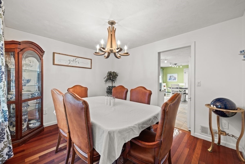 73 Elyse Road Mansfield, MA 02048 - Photo 18 of 42