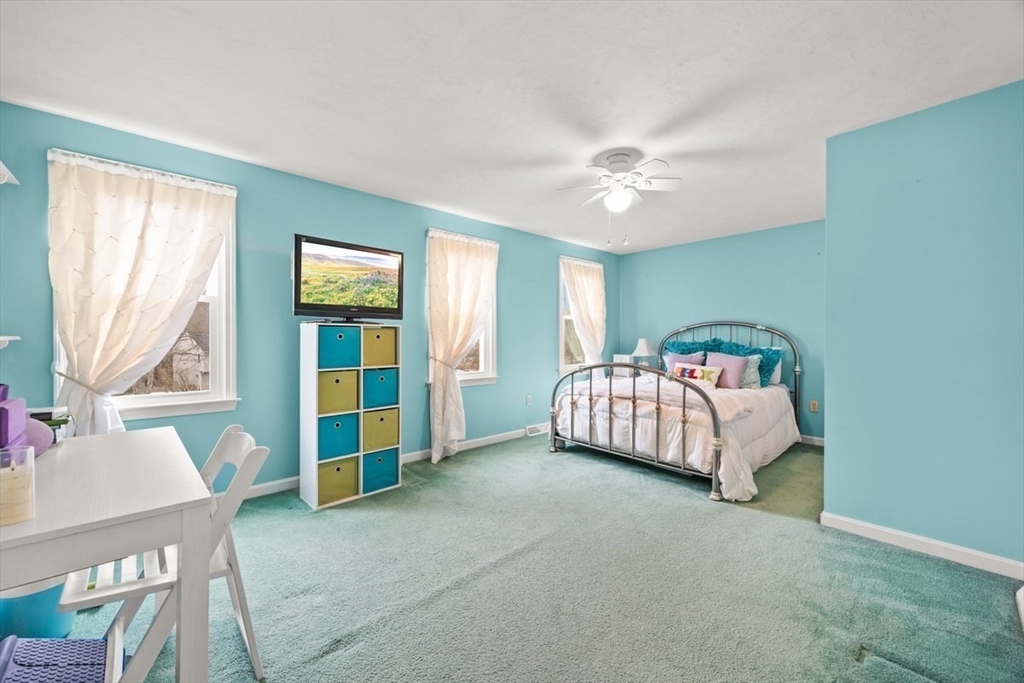 73 Elyse Road Mansfield, MA 02048 - Photo 26 of 42