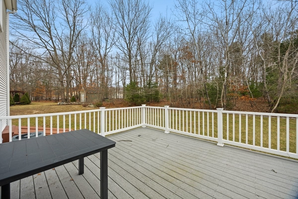 73 Elyse Road Mansfield, MA 02048 - Photo 35 of 42