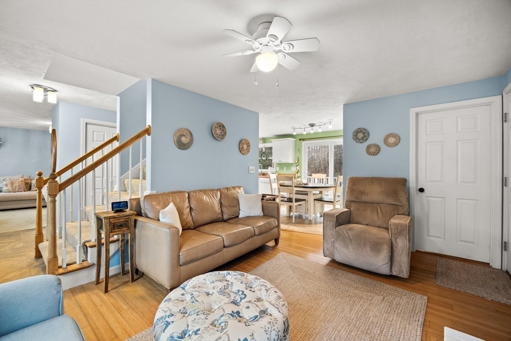 73 Elyse Road Mansfield, MA 02048 - Photo 7 of 42