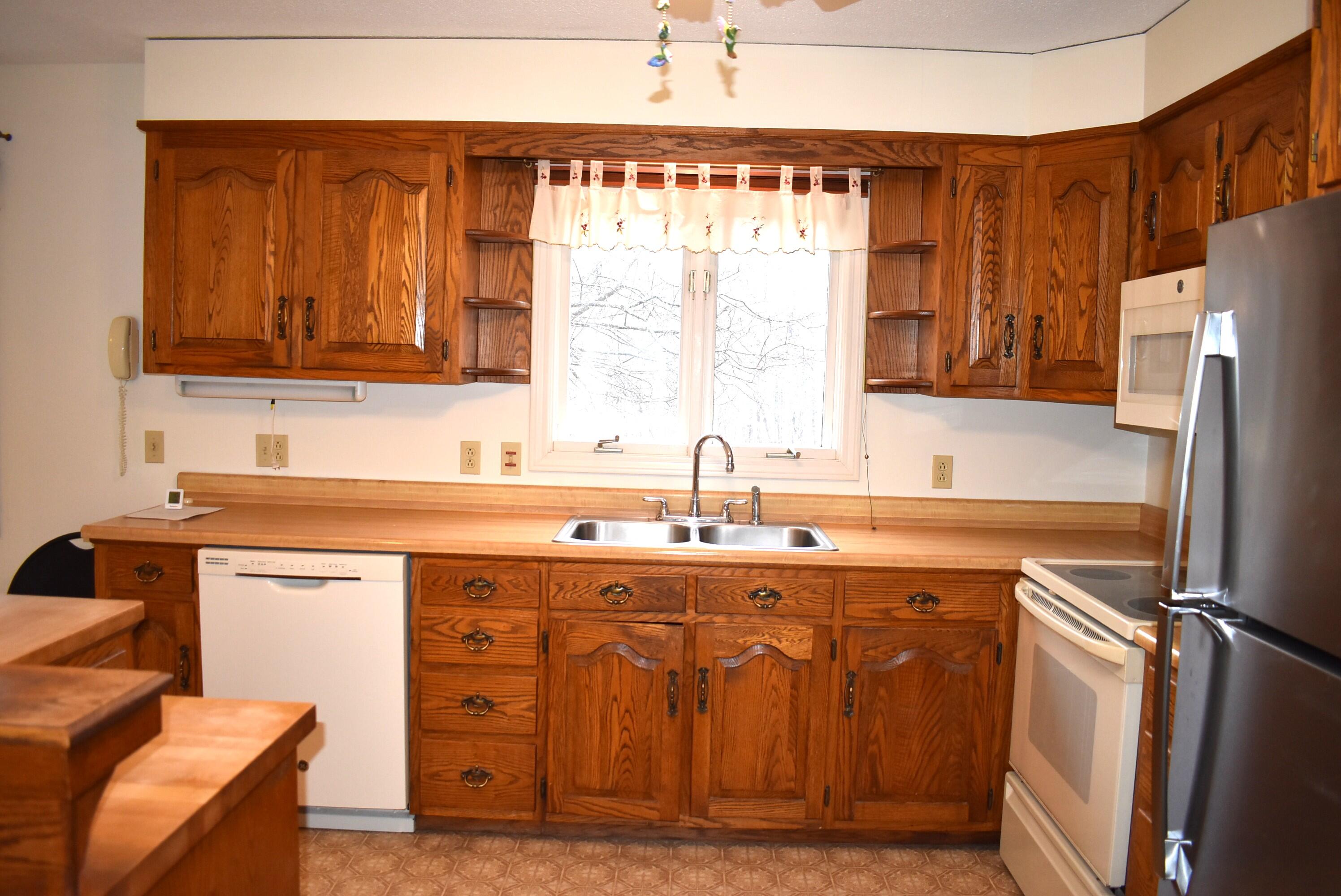 100 North Searsport Road Searsport, ME 04974 - Photo 7 of 20 DSC_0127 - Copy (4)