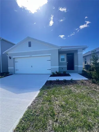 $2,700 | 2085 Walnut Crk Drive, Kissimmee, FL 34744