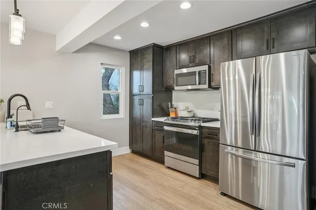 $7,500 | 835 Amigos Way, Unit 8, Newport Beach, CA 92660