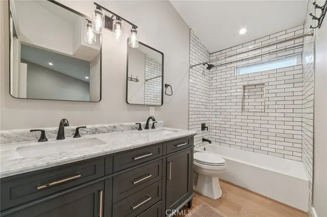 $7,500 | 835 Amigos Way, Unit 8, Newport Beach, CA 92660