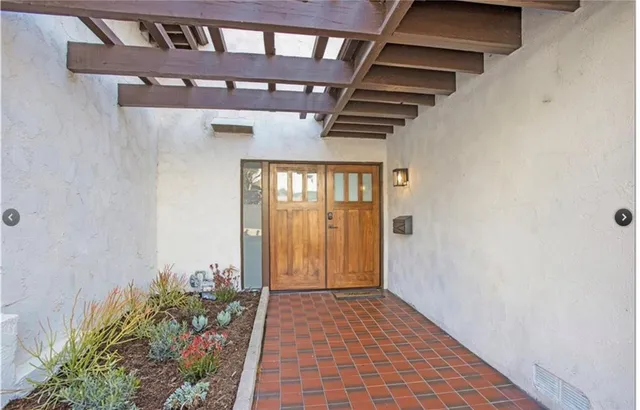 $7,500 | 835 Amigos Way, Unit 8, Newport Beach, CA 92660