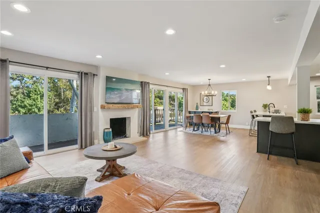 $7,500 | 835 Amigos Way, Unit 8, Newport Beach, CA 92660