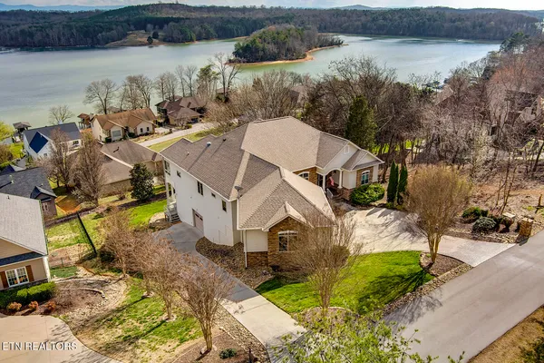 $1,425,000 | 130 Lake Vista Drive, Greenback, TN 37742