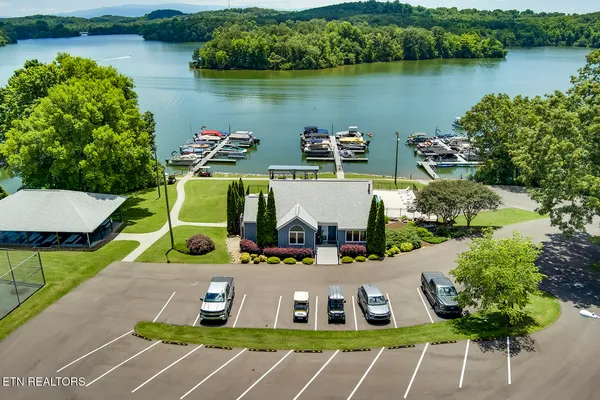 $1,425,000 | 130 Lake Vista Drive, Greenback, TN 37742