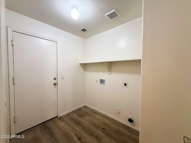 $1,995 | 2601 South 80th Lane, Phoenix, AZ 85043