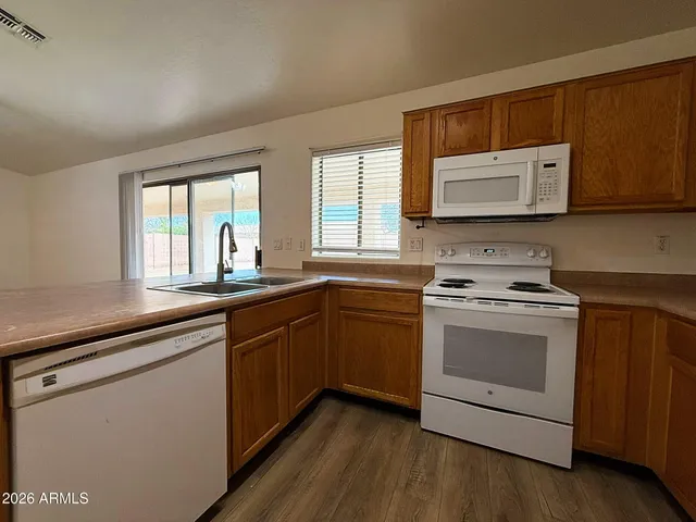 $1,995 | 2601 South 80th Lane, Phoenix, AZ 85043