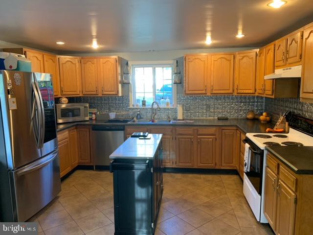 3030 Pricetown Road Temple, PA 19560 - Photo 3 of 20