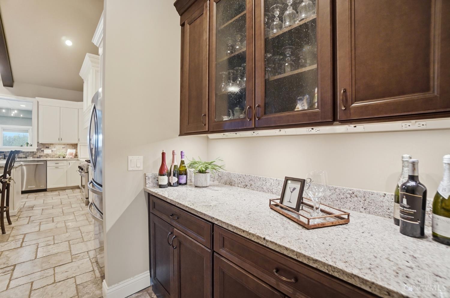 6661 Irwin Simpson Road Mason, OH 45040 - Photo 14 of 32