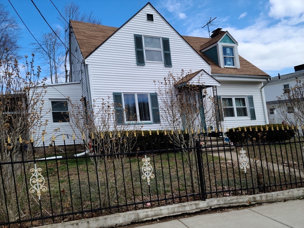36 Ayles Road Boston, MA 02136 - Photo 4 of 20 Gallery Image 4