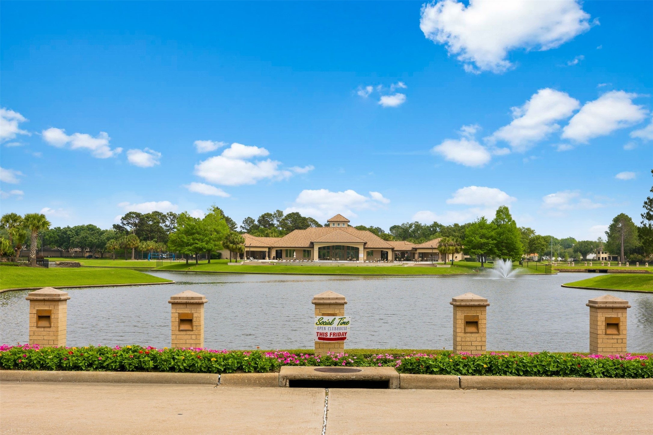12215 Pebble Meadows Houston, TX 77041 - Photo 44 of 44 Beautiful community with lots of amenities!