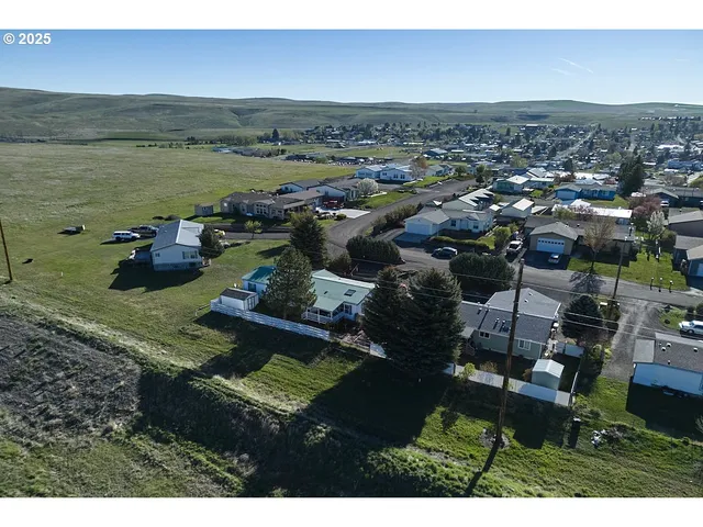 a view of lake and mountain view